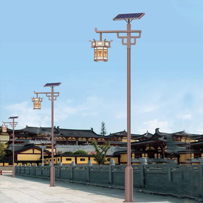 1742827625288656.jpg 白碱滩太阳能路灯.jpg