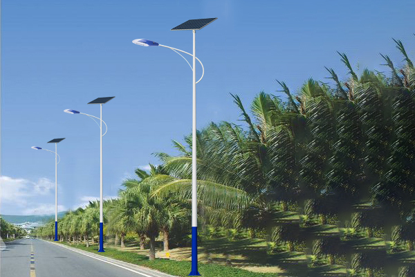 白碱滩太阳能路灯