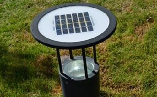 别墅庭院氛围营造:白碱滩草坪灯选型与布光技巧 别墅庭院氛围营造:白碱滩草坪灯选型与布光技巧